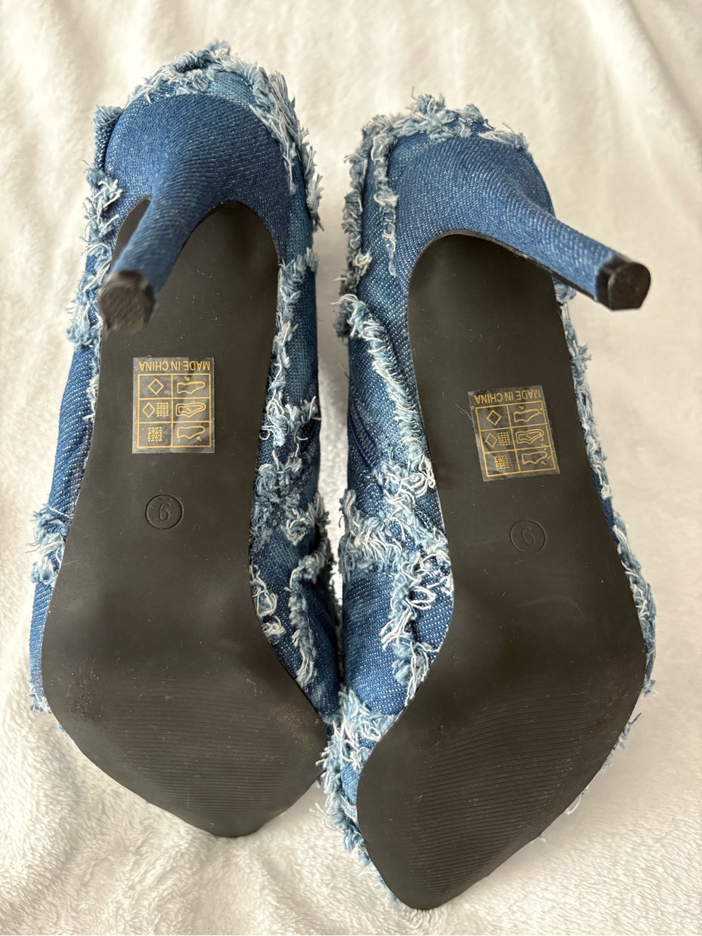 Denim Frayed Patchwork heeled boots size 9 - Picture 13 of 16